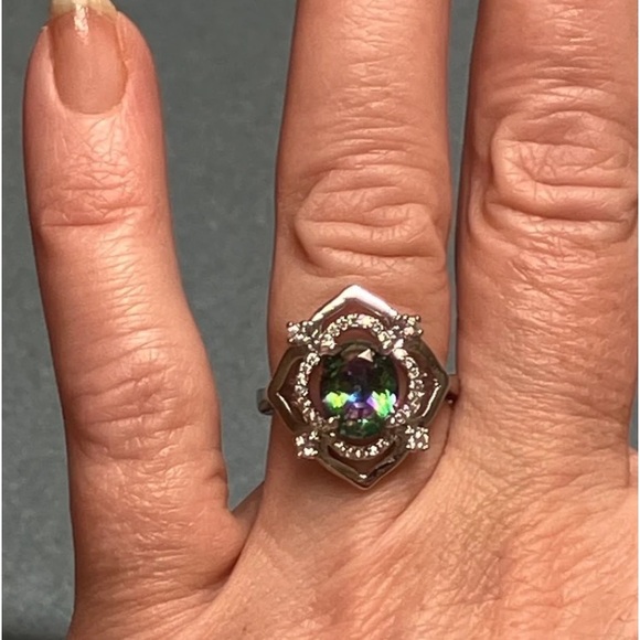 New 18K White Gold Natural Mystic Rainbow Topaz Halo Diamond Color Changing Ring - Picture 4 of 11